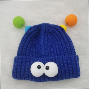 Cappello lavorato a maglia per bambini piccoli mostri 2025 con occhi grandi del cartone animato autunno/inverno carino fatto a mano divertente cappello lavorato a maglia per bambini - Product Image 4