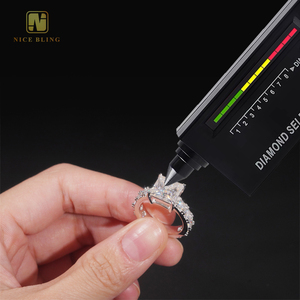 <span class=keywords><strong>Bague</strong></span> de Fiançailles et de Mariage <span class=keywords><strong>Solitaire</strong></span> en Argent 925 avec Moissanite Taille <span class=keywords><strong>Princesse</strong></span>, Certificat GRA, Bande Épaisse de 5 Carats, Sertie de Diamants - Product Image 5