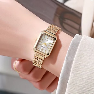 Nouvelle montre carrée à quartz pour étudiante, montre en alliage légère et luxueuse pour femme, bracelet en acier, montre simple et tendance pour étudiante - Product Image 3
