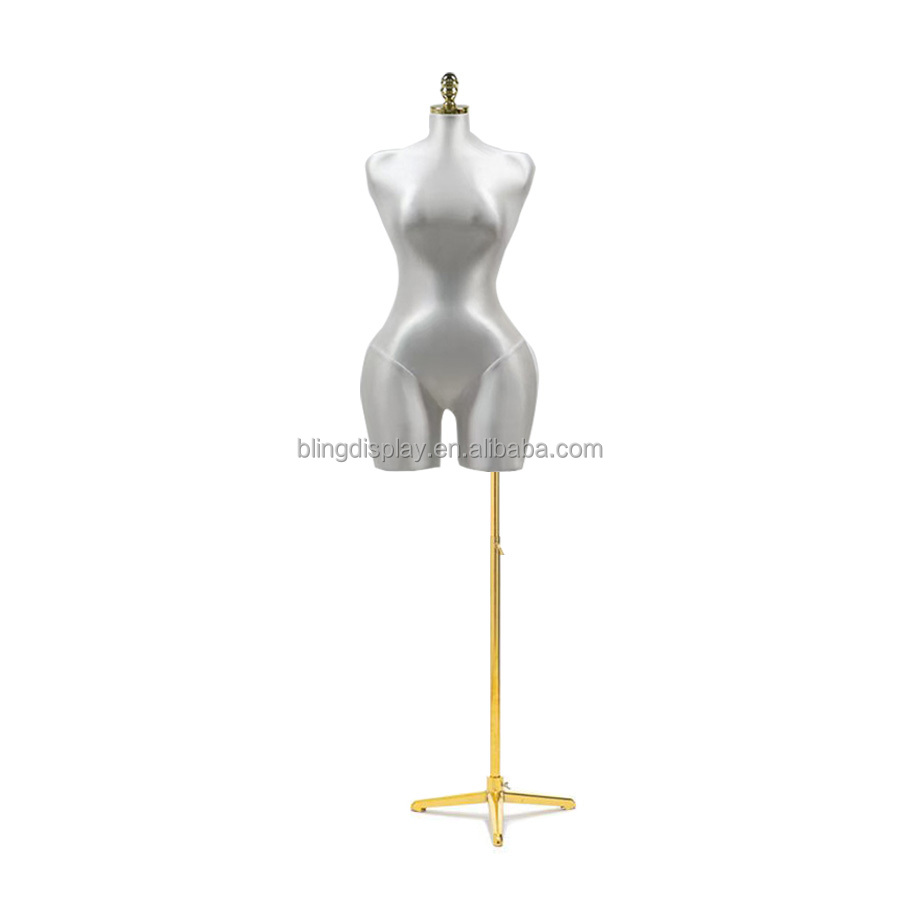 Blanco, Base Triangular
