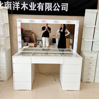 Table de toilette de luxe moderne laquée sur mesure haut de gamme avec 9 tiroirs et 14 ampoules LED - Fournisseur en gros de coiffeuses pour le maquillage