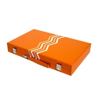 Étui de transport en cuir orange végétalien pour backgammon Boîte cadeau pour amateurs de jeux de société à la mode