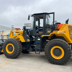 รถตักล้อยางรุ่น 856H ปี 2026 ที่ดีที่สุด บรรทุกได้ 5 ตัน รถตักหน้าขุดหลัง ใช้เครื่องยนต์เบนซิน แบบตีนตะขาบ ประสิทธิภาพสูง สำหรับงานเหมือง - Product Image 1