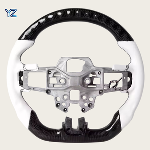 Volant de course personnalisé haut de gamme YZ en fibre de carbone véritable avec voyant de changement de vitesse LED pour Ford Mustang GT 2018-2021, modification automobile - Product Image 3