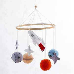 Usine directe peluche douce rotative colorée en feutre de bois berceau jouets suspendus mobile feutre bébé mobile cintre - Product Image 6