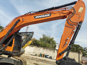 รถขุด Doosan DX300 มือสองคุณภาพสูง ชั่วโมงการทำงานต่ำ รถขุดไฮดรอลิกแบบตีนตะขาบ พร้อมใช้งาน - Product Image 6
