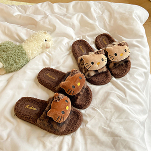 Nouvelles pantoufles <span class=keywords><strong>en</strong></span> <span class=keywords><strong>fourrure</strong></span> à imprimé léopard pour femmes automne et hiver chaleur à la maison mignon Kitty pantoufles d'intérieur et d'extérieur - Product Image 4