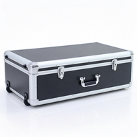 Valise trolley en aluminium noir avec poignée télescopique, roulettes et sangles auto-agrippantes, valise roulante en aluminium avec EVA