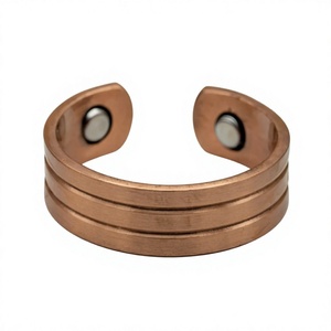 Bague ouverte en cuivre massif, motif rainuré double ligne parallèle, surface lisse brossée, style vintage, bord plat - Product Image 1