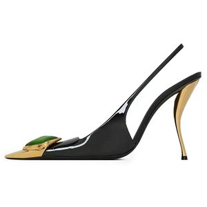 <span class=keywords><strong>Sandalias</strong></span> <span class=keywords><strong>de</strong></span> Tacón <span class=keywords><strong>de</strong></span> Aguja Verdes y <span class=keywords><strong>Doradas</strong></span> con Diseño Elegante <span class=keywords><strong>de</strong></span> Charol Negro y Talón Abierto, Personalizadas por el Fabricante para Fiestas y Eventos Nocturnos - Product Image 1