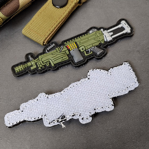 3D PVC Tactical Outdoor Bag Adesivo Patch Rubber Badge Dripping Label Versão Q Com Ganchos Patches Spot Wholesale - Product Image 2