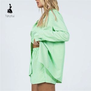 Completo Set Estivo da Donna: Camicia a Righe e Pantaloncini in Lino, <span class=keywords><strong>Taglie</strong></span> <span class=keywords><strong>Forti</strong></span>, <span class=keywords><strong>Casual</strong></span> - Product Image 3