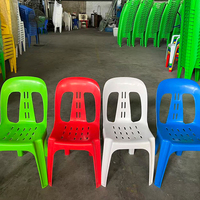 Chaises d'extérieur en plastique PP écologiques, empilables, confortables, design portable, chaise de jardin pour événements, concerts, barbecues, plage