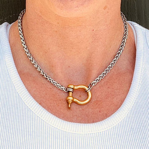 Collier personnalisé en acier inoxydable 316L plaqué or 14k 18k avec chaîne fouet et fermoir fer à cheval à clipser, pour ajouter une breloque, pour femme, vente en gros - Product Image 5