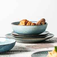 Assiette en céramique classique créative en porcelaine Assiette à petit déjeuner japonaise vintage pour une utilisation en fête Vaisselle de table simple et soignée