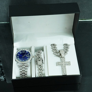 Set Collana e Bracciale da Uomo <span class=keywords><strong>con</strong></span> Catena Cubana da 15mm <span class=keywords><strong>con</strong></span> Diamanti, <span class=keywords><strong>Ciondolo</strong></span> Regina alla Moda Hip Hop <span class=keywords><strong>con</strong></span> Catene Complete - Product Image 6