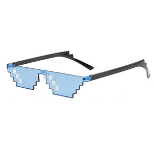 Gafas de sol con forma de píxel para hombre y mujer, anteojos de sol con diseño de Thug Life, de mosaico negro, a la moda, novedad - Product Image 5