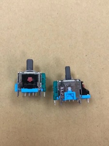 适用于<span class=keywords><strong>PS4</strong></span>模拟棒更换操纵杆控制器游戏手柄修复部件，带电位器游戏附件 - Product Image 6