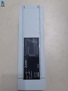 PLC FX5U-80MR/ES22 con 40 Entradas y 40 Salidas de Relé para Automatización Industrial - Product Image 1