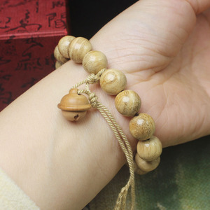 12Mm Lait Parfumé Perles En Bois Bracelet Bouddhiste Prière Chapelet Cercle Unique Bracelet Unisexe pour Méditation Chant - Product Image 3