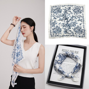 Nuovo arrivo sciarpa quadrata di pura <span class=keywords><strong>seta</strong></span> 100% di lusso con stampa personalizzata stile Vintage 53cm sciarpe estive rosse da donna all'ingrosso - Product Image 3