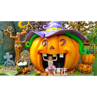 Grande sculpture de maison citrouille géante en fibre de verre pour décoration d'Halloween, statue de citrouille en résine
