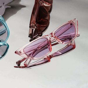 Gafas de Sol de Moda 2020, Color Caramelo Transparente, Protección UV400, Montura Pequeña, Estilo Ojo de Gato, para Mujer - Product Image 2