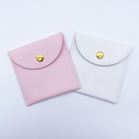 Paquet de bijoux personnalisé en gros personnaliser logo en cuir PU boucle d'oreille bouton pochette sac en gros sacs fournisseur de haute qualité