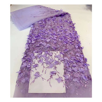 Tissu en dentelle de couleur chair dentelle brodée de fleurs 100% tissu en polyester tissu en dentelle scintillante pour robe de soirée