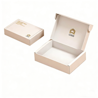 Boîte d'expédition personnalisée en kraft beige ondulé avec dorure et gaufrage, emballage cadeau avec logo personnalisé