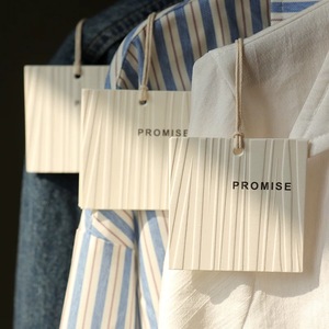 Thẻ may giấy tùy chỉnh thẻ may mặc cho túi may tay <span class=keywords><strong>tag</strong></span> - Product Image 1