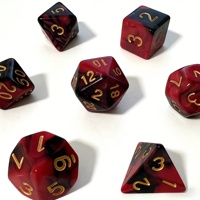 Jeu de dés polyédriques carrés en résine à motif marbré rouge et noir, chiffres gravés à l'or, durables pour accessoires de jeux de table