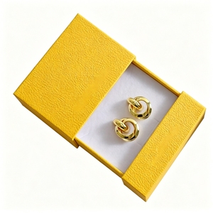 Estuche Premium Personalizado para Pendientes con Logotipo Impreso, Caja Rígida de Papel con Cajón, Empaque de Alta Gama para Joyería, Venta al por Mayor Directa de Fábrica - Product Image 5