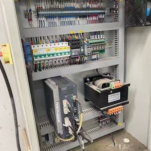 Máquina Dobladora Hidráulica CNC Automática de 160T y 1600mm de Segunda Mano para Placas de Acero Inoxidable y Varillas Corrugadas, Alta Productividad - Product Image 3