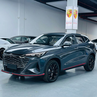 Mobil bekas 2025 Changan X5 PLUS 2nd Gen 1.5T Turbo PRO kulit kursi R18 panorama otomatis Sunroof Sedan 360 kamera belakang