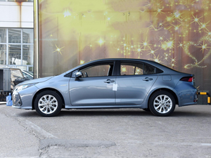 Furgoneta eléctrica de lujo China T Oyota C Orolla 2025 Nuevo Usado 1,2 T 1.8L combustible híbrido automático de gasolina FWD 1.5L Turbo cuero oscuro - Product Image 6