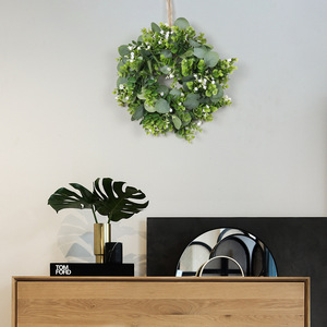 Guirlande d'eucalyptus de feuille verte artificielle de haute qualité pour la décoration de porte - Product Image 3