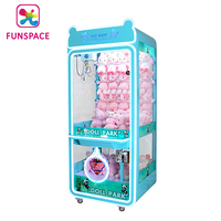 Machine personnalisée de grue de vente de jouet de poupée de griffe en peluche d'ours mignons à monnayeur d'arcade