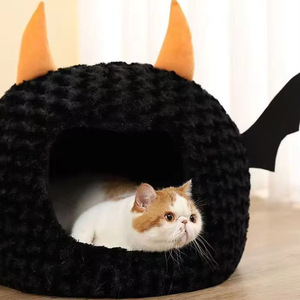 Nueva llegada de la perrera para mascotas de Halloween al por mayor completamente cerrado Little Devil Dog House estilo de moda cálido y divertido diseño de dibujos animados - Product Image 4