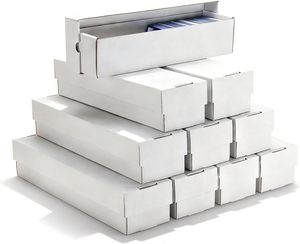 Boîte de rangement pour cartes à collectionner Case Ball avec couvercle, en carton ondulé blanc, pour cartes de sport TCG horizontales - Product Image 1