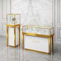 Maßgefertigte Moderne Luxus-Metall-Glas-Vitrine Schmuck-Theke YIZHAN YZ-2501070001 mit LED-Beleuchtung für Einkaufszentren