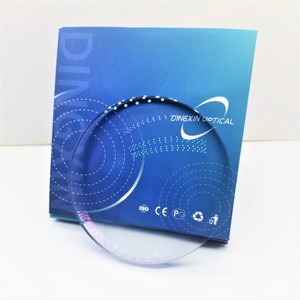 WDO 1,56 Resina 70mm Abbe Value 38 HMC <span class=keywords><strong>Lentes</strong></span> ópticas Revestimiento <span class=keywords><strong>de</strong></span> corte azul UV400 <span class=keywords><strong>Lentes</strong></span> fotocromáticas <span class=keywords><strong>de</strong></span> China - Product Image 1