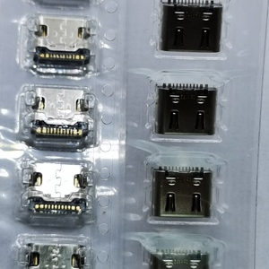 Connecteurs USB DX07S016 USB 2.0 Type C RCP 16 POS 0.5mm Terminal Solder RA SMD16 Montage en surface à angle droit DX07S016JA1R1500 - Product Image 2