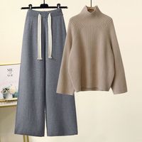 Ensemble double pull d'automne à col roulé et à manches longues en tricot torsadé et pantalon ample pour femmes