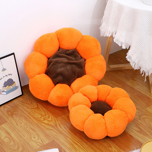 2022 High Quality Plush Colorful Round Flower Shape Removable Soft Cat <strong>Bed</strong> Fluffy <strong>Pet</strong> <strong>Bed</strong> - Product Image 5
