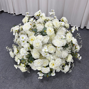 Bola de Flores Artificiales de Rosa Blanca y Paniculata para Centro de Mesa en Bodas, Navidad y Año Nuevo Chino - Diseño Realista - Product Image 3