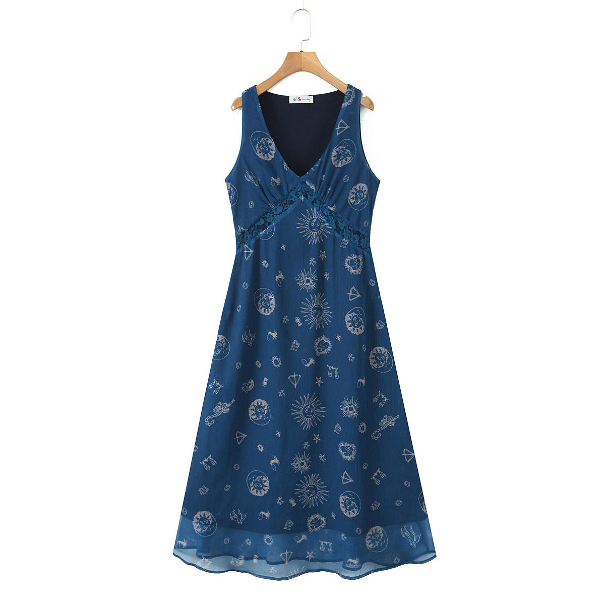 ชุดเดรสสีน้ำเงินเข้ม