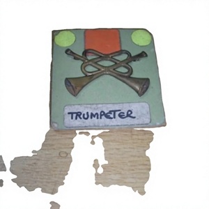 Insigne de l'Armée de Cavalerie Britannique, Trompettes Croisées en Laiton, Insigne de Compétence Professionnelle, souvent porté sur le bras droit supérieur de l'uniforme - Product Image 1