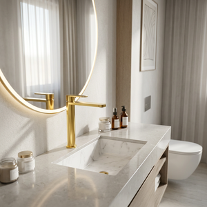 Grifo Mezclador de Lavabo de Palanca Larga con Manija Plana, Acabado Plateado Cepillado/Gris Metálico/Dorado Champaña, Montaje Giratorio 360° en Cubierta, Baño Moderno, Fabricación OEM - Product Image 1