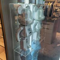 Vitrine de présentation pour jouets en acrylique transparent de grande taille, anti-poussière, personnalisée, boîte de présentation pour Bearbrick
